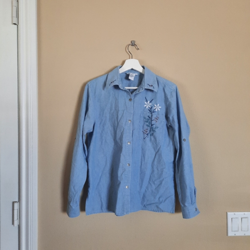 Alfred Dunner Button Down Embroidered Shirt Chambray Cottage Cottagecore Granny